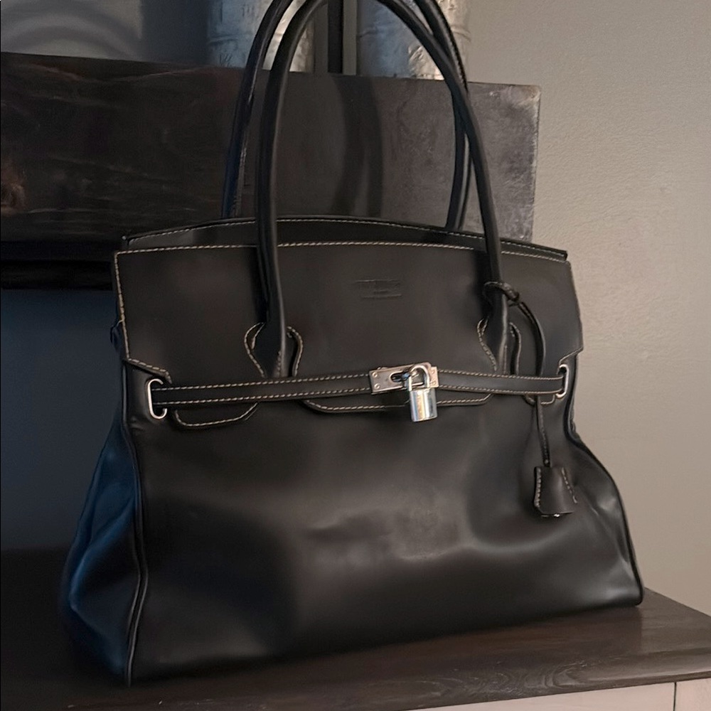 Black Leather Tote Bag with Lock